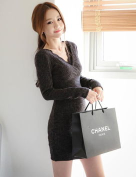 鏡子女裝 秋裝連衣裙 氣質(zhì)性感夜店大碼女裝緊身包臀蕾絲邊潮